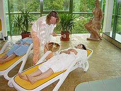 Massage mit Klangschale